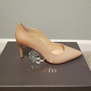 vince camuto jaynita pointy toe pump